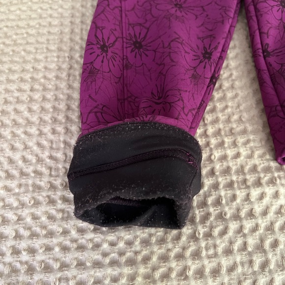 Women’s North Face Jacket - Picture 5 of 5